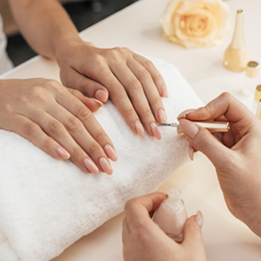 nails